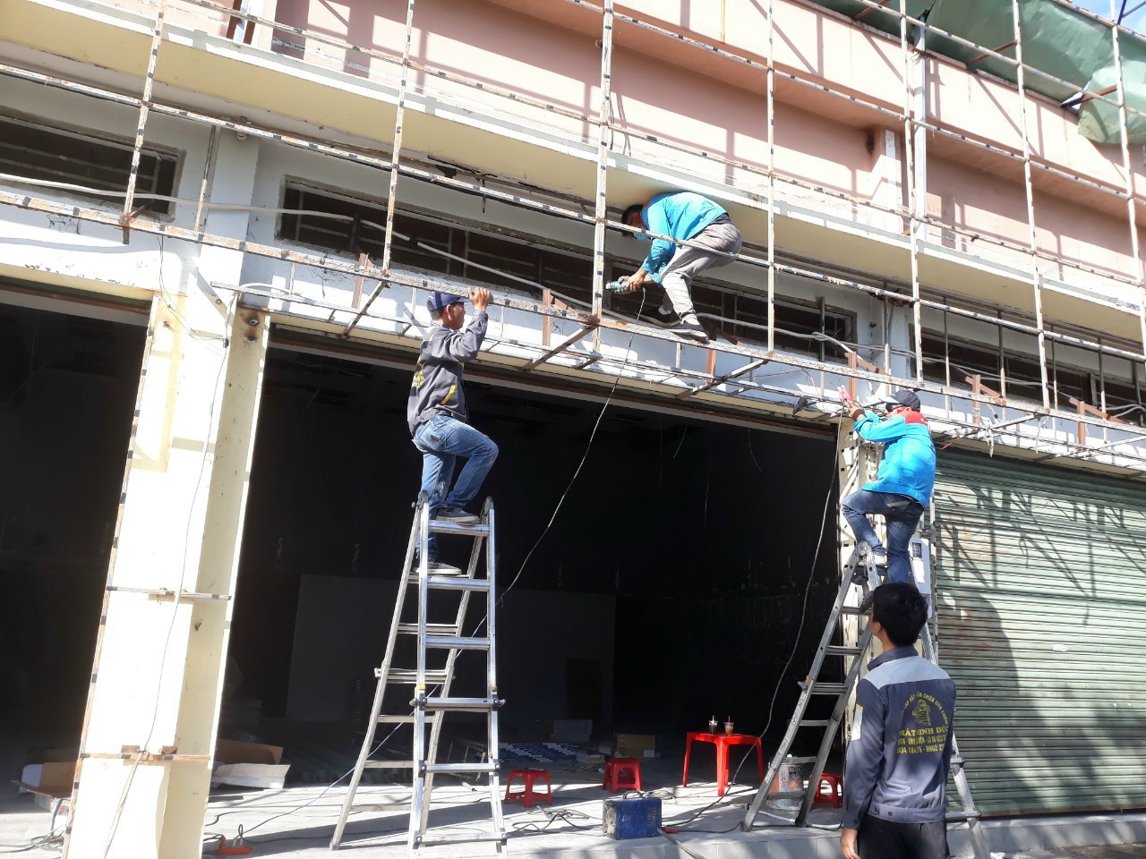 sua cua cuon uy tin sua sua cuon chat luong