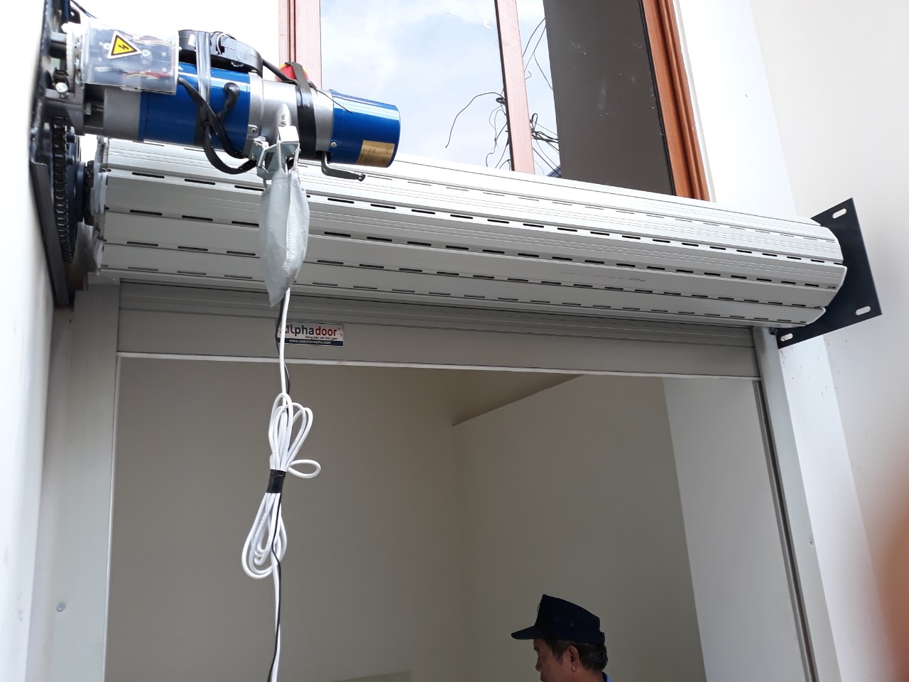 cua cuon alpha door cong ty cua cuon tai tphcm