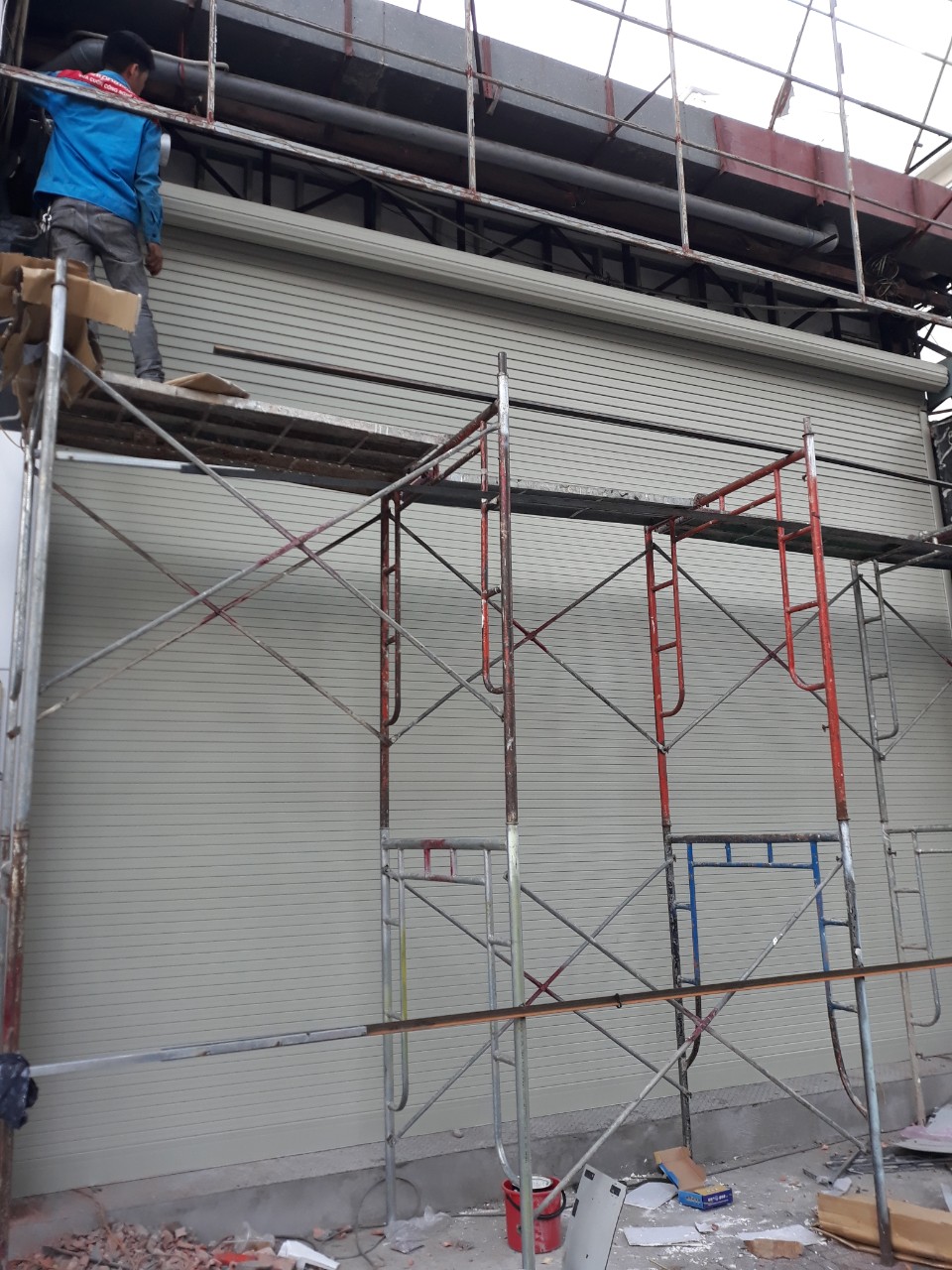 dich vu sua cua cuon quan tan phu sua cau cuon quan tan phu