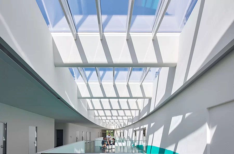 polycarbonate giếng trời tấm polycarbonate giếng trời