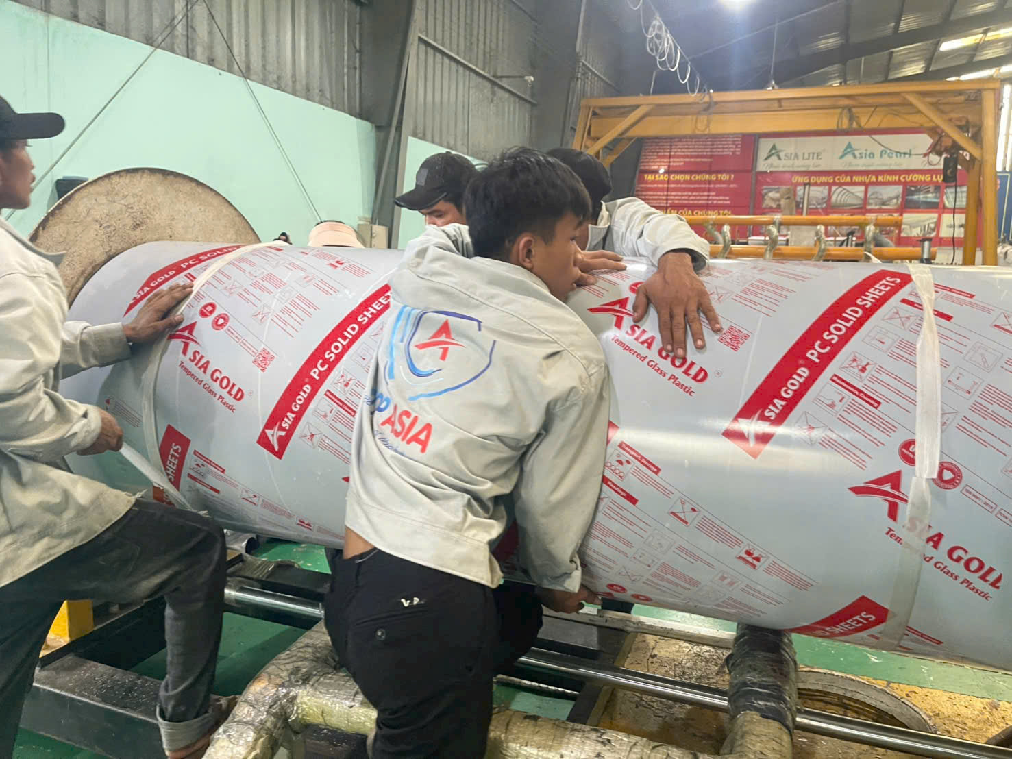 tấm poly giá tốt tây ninh kho tấm poly đặc tây ninh